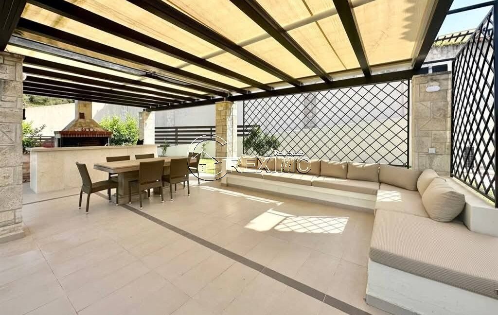 Villa in Kriopigi Halkidiki