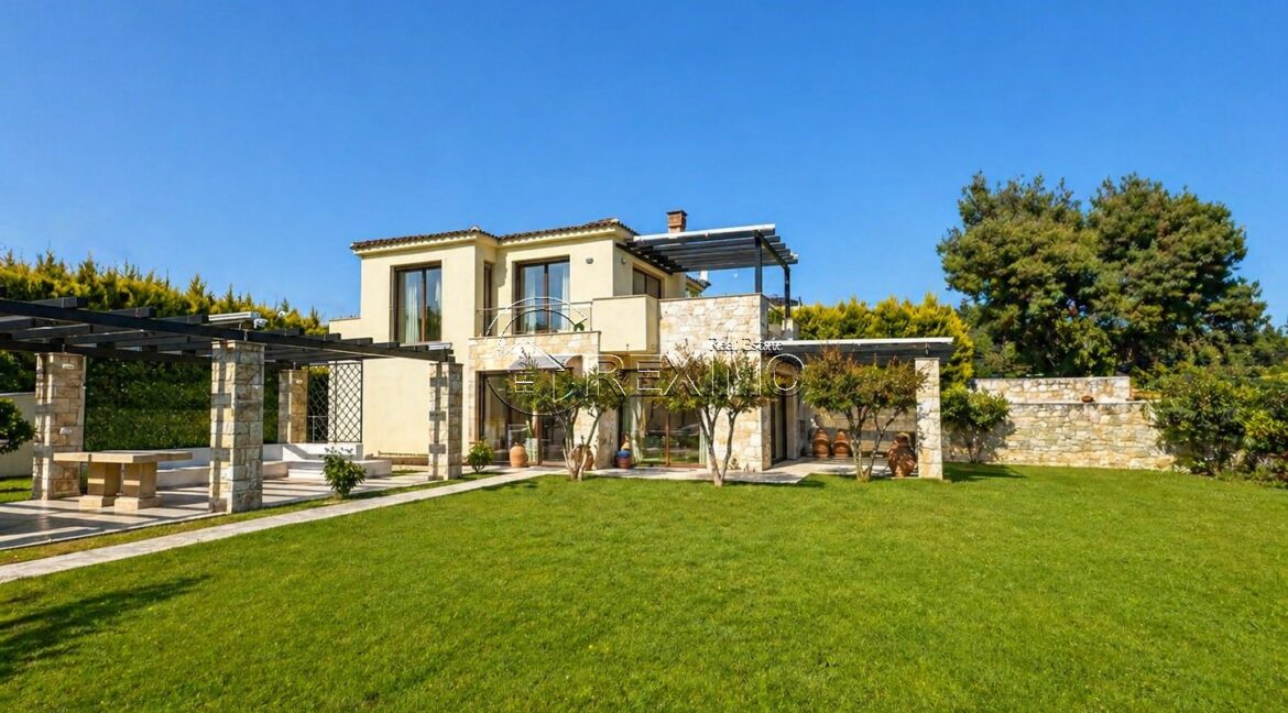Villa in Kriopigi Halkidiki