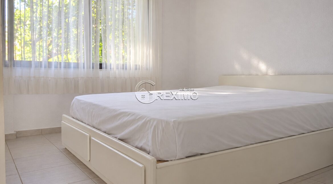 Beachfront villa Halkidiki