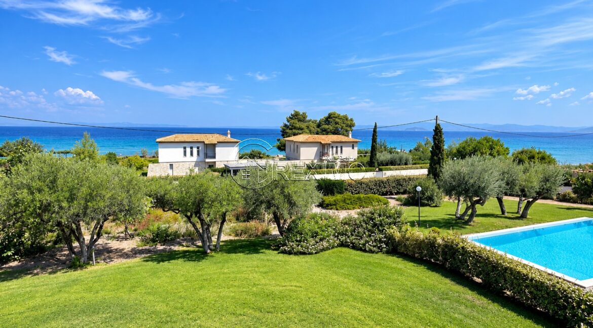 Villa in Pefkochori Halkidiki (11)