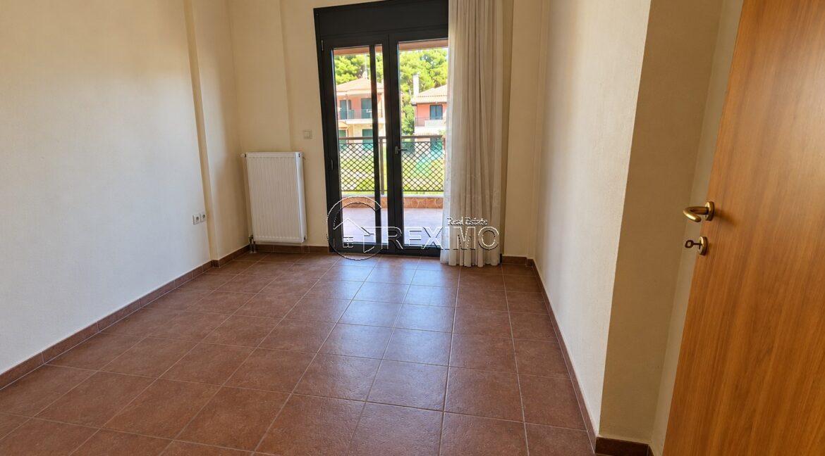 Villa in Pefkochori Halkidiki (12)
