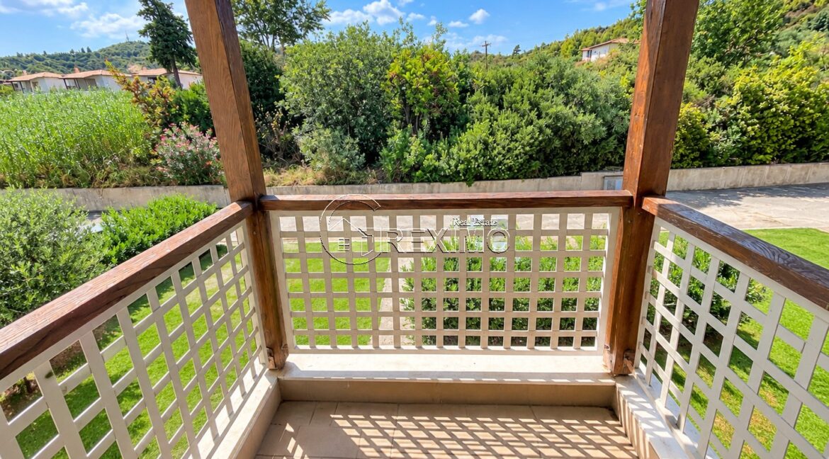 Villa in Pefkochori Halkidiki (2)