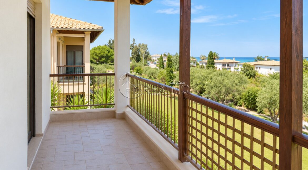 Villa in Pefkochori Halkidiki (3)