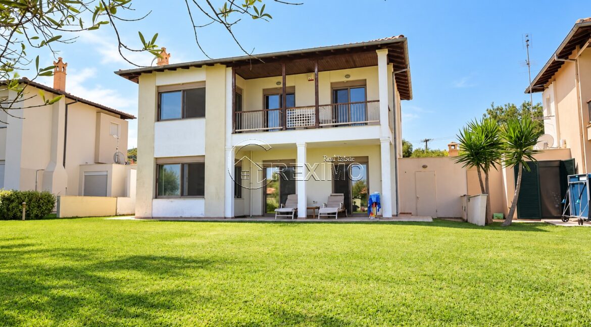 Villa in Pefkochori Halkidiki (4)
