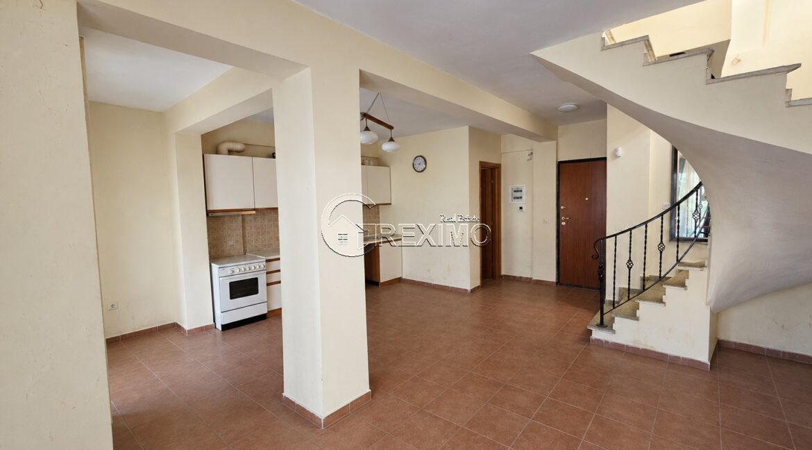 Villa in Pefkochori Halkidiki (5)